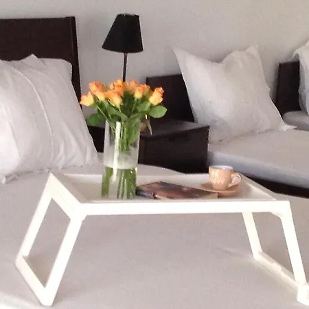 Casa Rendez Vous ゲストハウス 4*